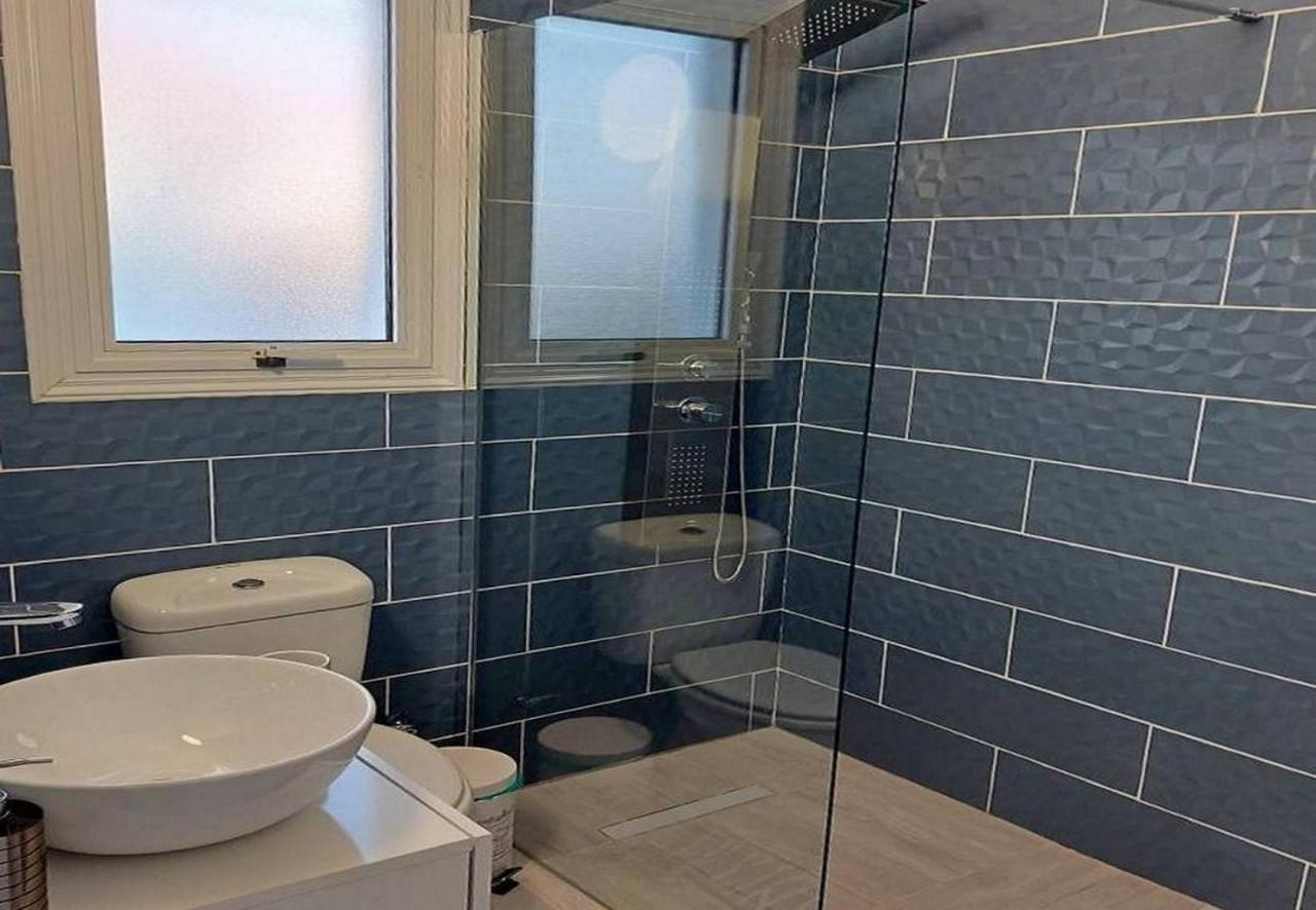 Stylish Villa Паралимни Екстериор снимка
